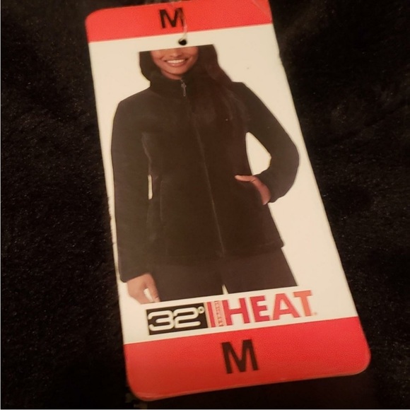 NWT Ladies 32 Degrees black plush zip jacket Coat Fuzzy Size Medium - Picture 1 of 4